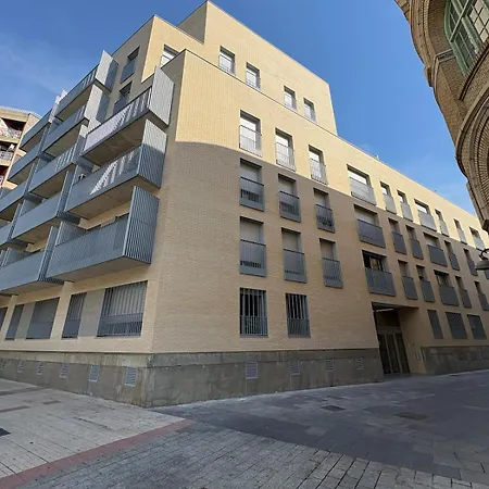 Loira Ramon Y Cajal Ii, Ubicacion Y Confort * סרגוסה